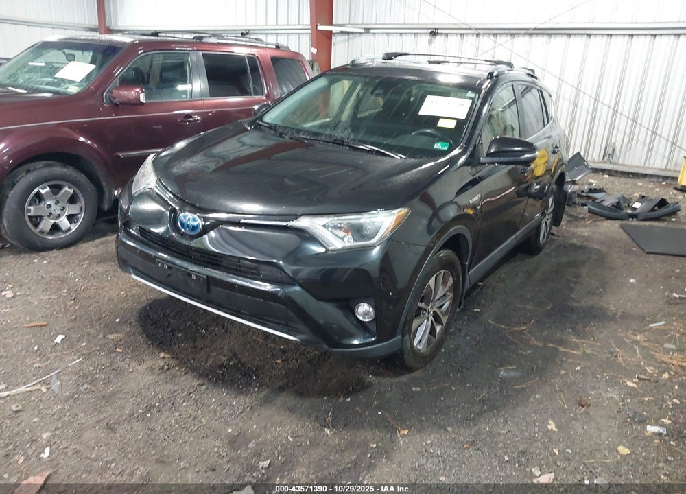 2017 TOYOTA RAV4 HYBRID XLE VIN: JTMRJREV4HD122507