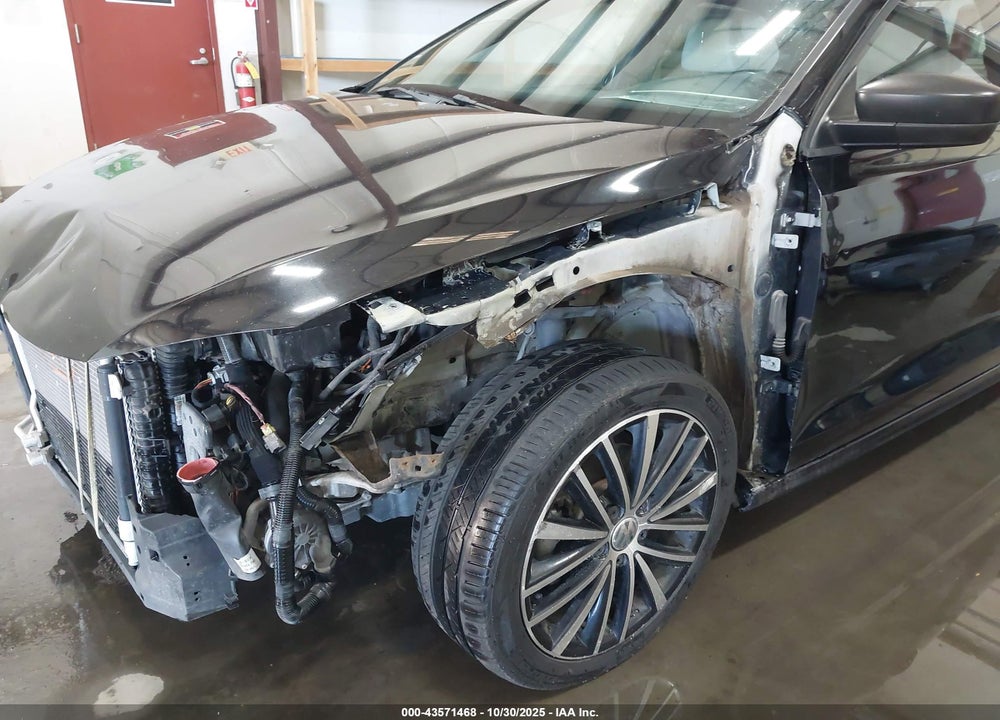 2016 VOLKSWAGEN JETTA 1.8T SPORT VIN: 3VWD17AJ3GM297784