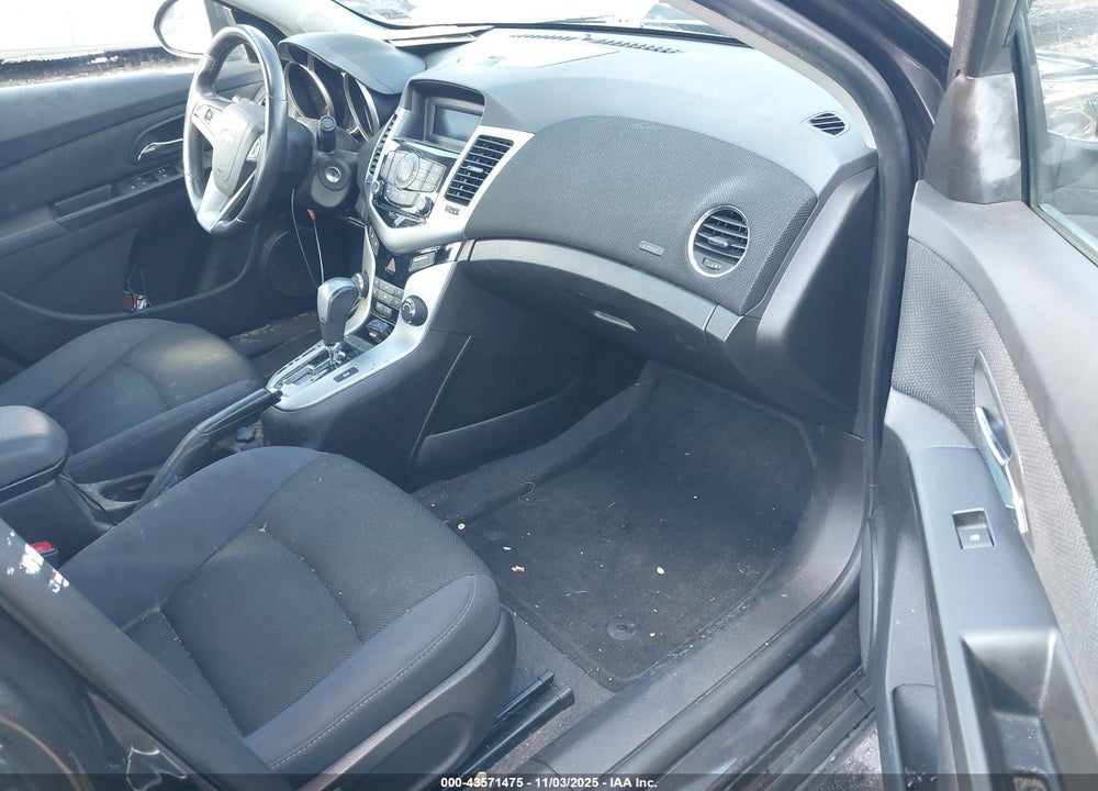 2014 CHEVROLET CRUZE 1LT AUTO VIN: 1G1PC5SB3E7349727