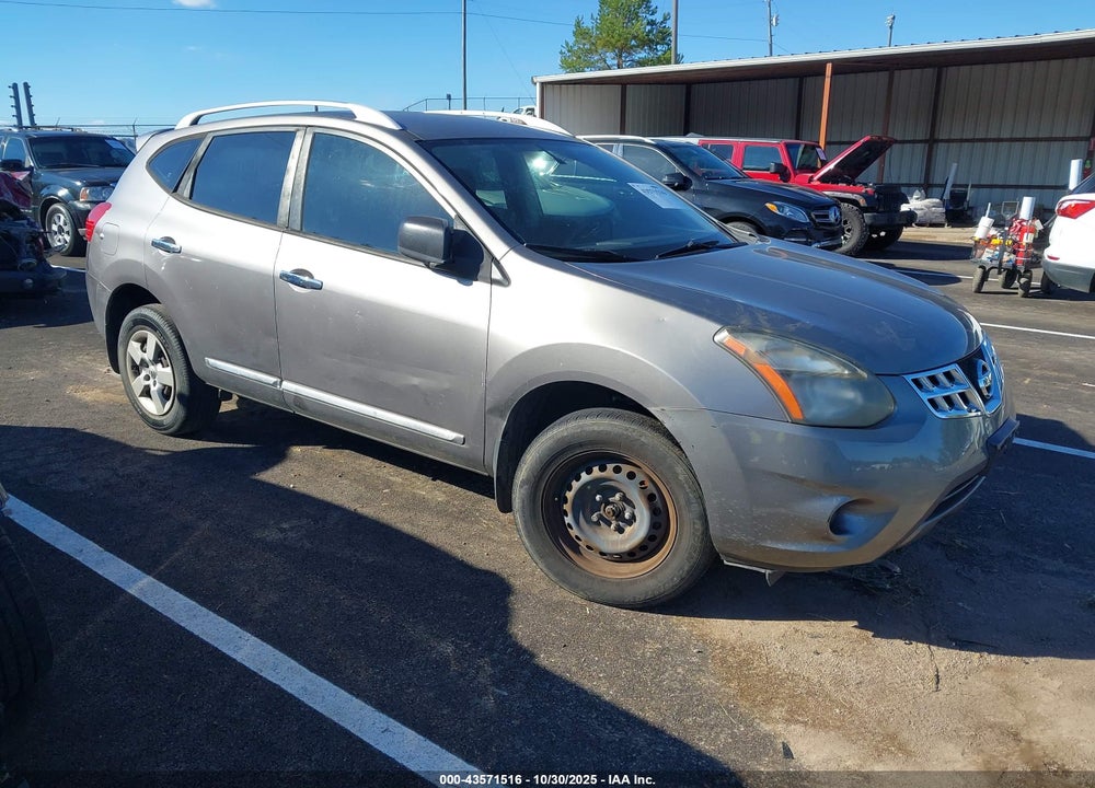 2014 NISSAN ROGUE SELECT S VIN: JN8AS5MT8EW621060