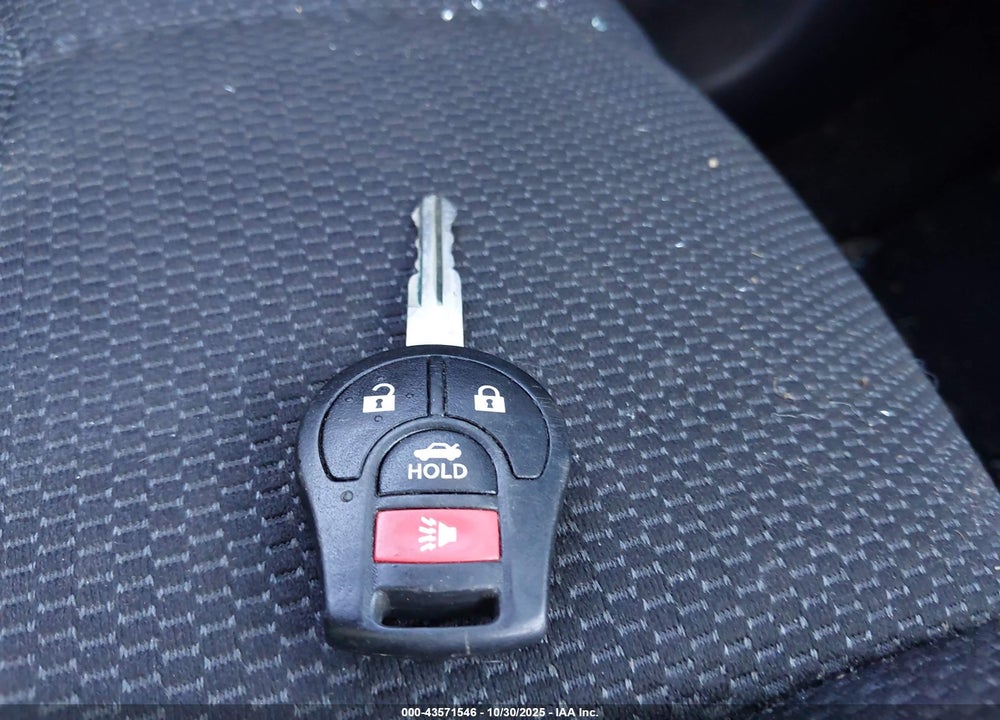 2013 NISSAN SENTRA S VIN: 3N1AB7AP8DL563425