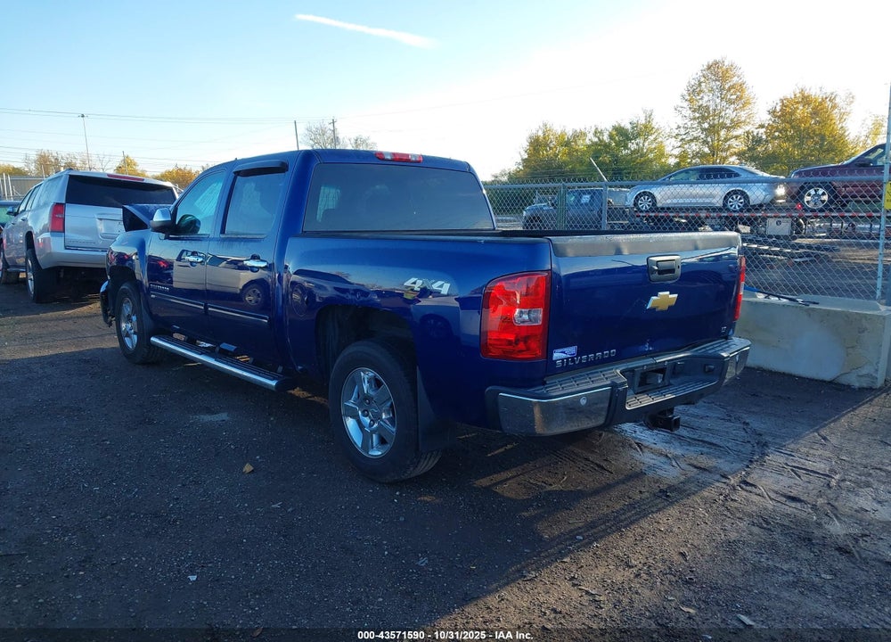 2013 CHEVROLET SILVERADO 1500 VIN: 3GCPKSE73DG182076