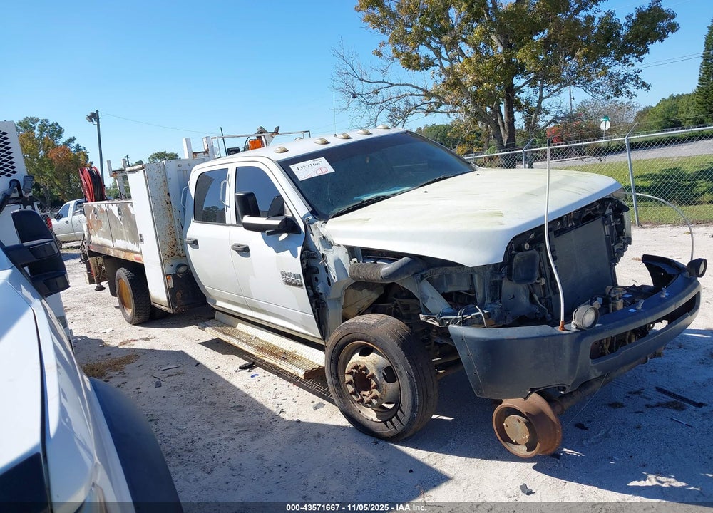 2014 RAM 5500 CHASSIS TRADESMAN/SLT/LAIE VIN: 3C7WRMFL7EG232139