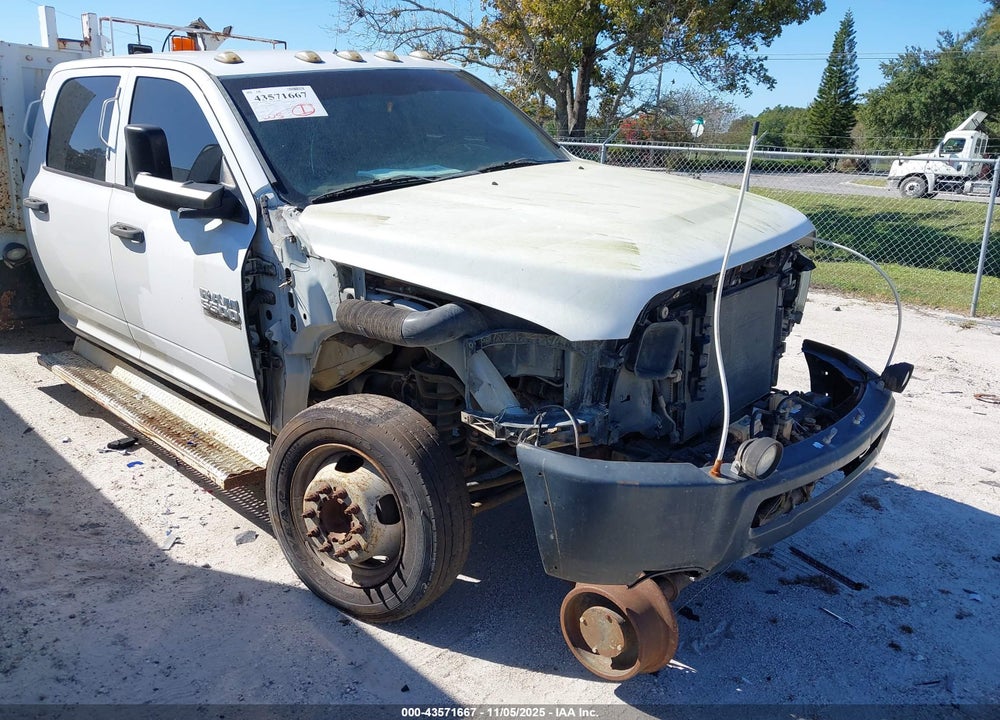 2014 RAM 5500 CHASSIS TRADESMAN/SLT/LAIE VIN: 3C7WRMFL7EG232139