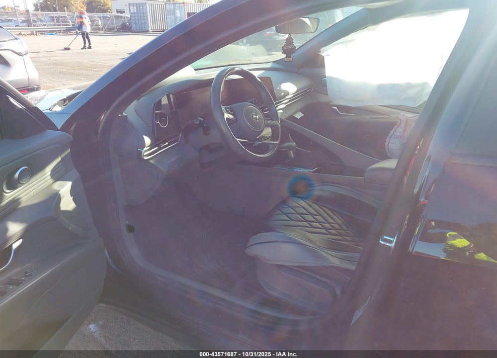 2023 HYUNDAI ELANTRA SEL VIN: KMHLS4AG8PU408691