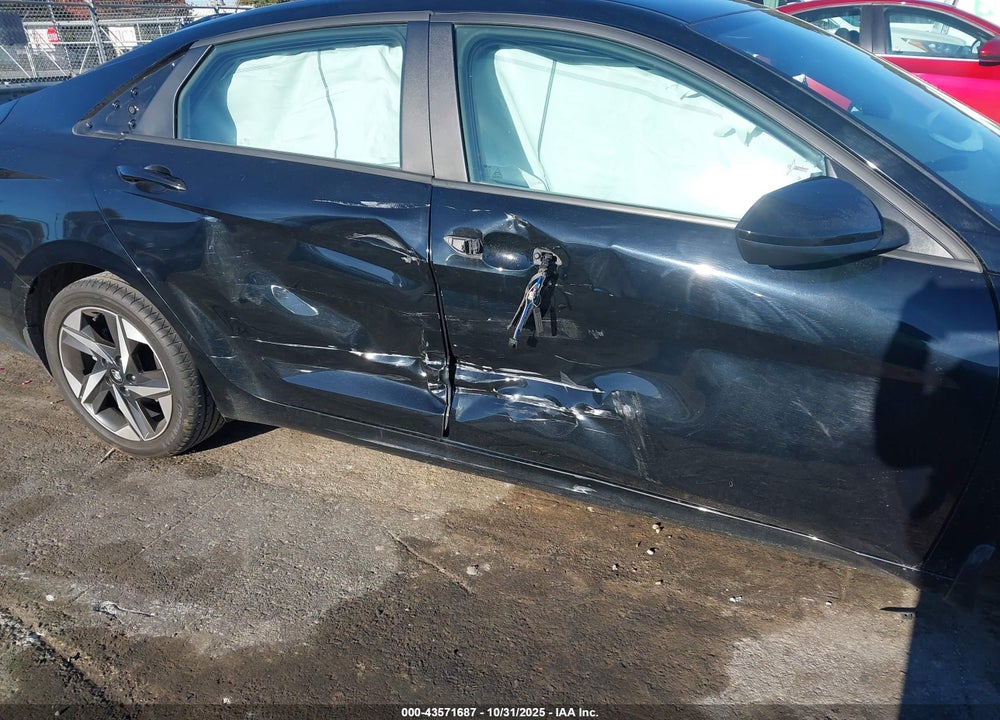 2023 HYUNDAI ELANTRA SEL VIN: KMHLS4AG8PU408691