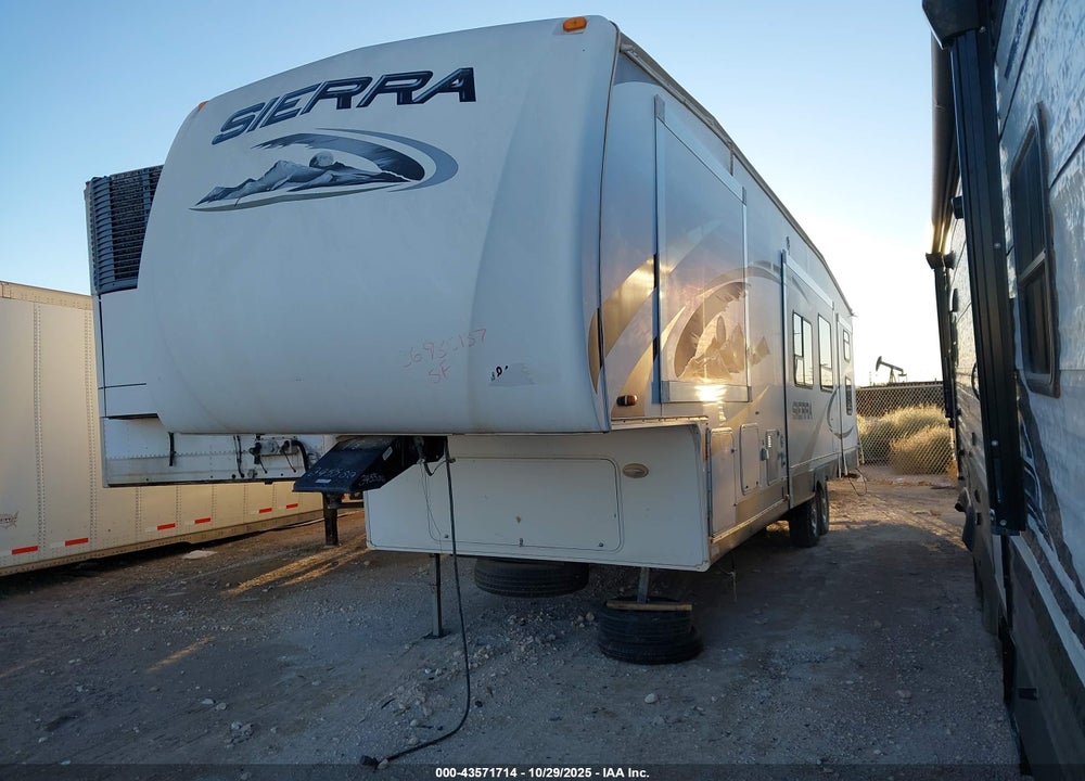 2009 FOREST RIVER SIERRA 335 VIN: 4X4FSEJ259J034065