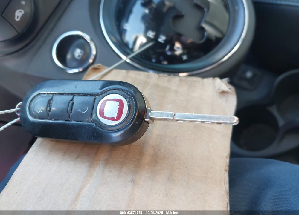 2015 FIAT 500 SPORT VIN: 3C3CFFBR2FT662818