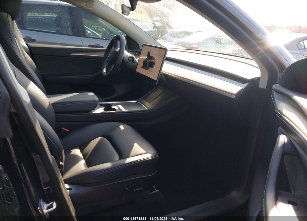 2023 TESLA MODEL Y AWD/LONG RANGE DUAL MOTOR ALL-WHEEL DRIVE VIN: 7SAYGAEEXPF606445
