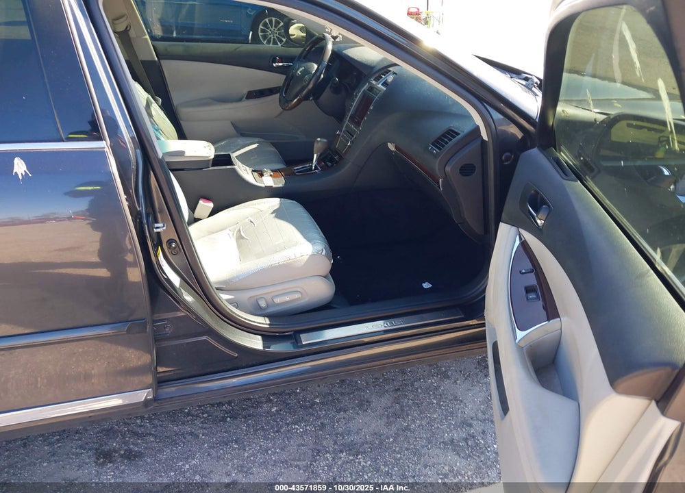 2011 LEXUS ES 350 VIN: JTHBK1EG1B2453564