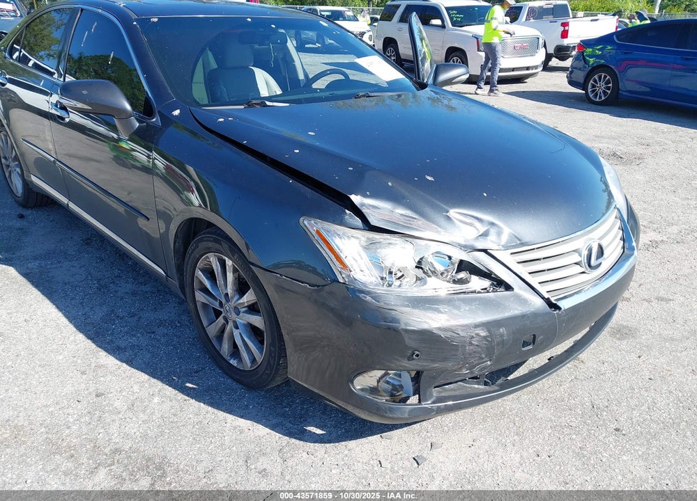 2011 LEXUS ES 350 VIN: JTHBK1EG1B2453564