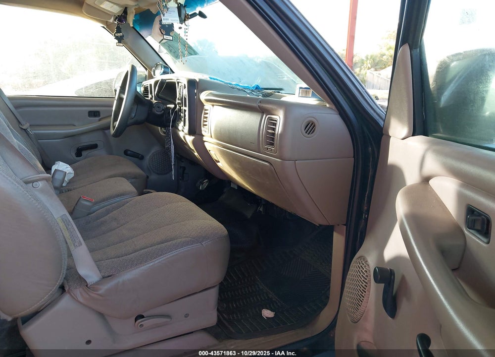 2001 CHEVROLET SILVERADO 1500 VIN: 2GCEC19V611363958