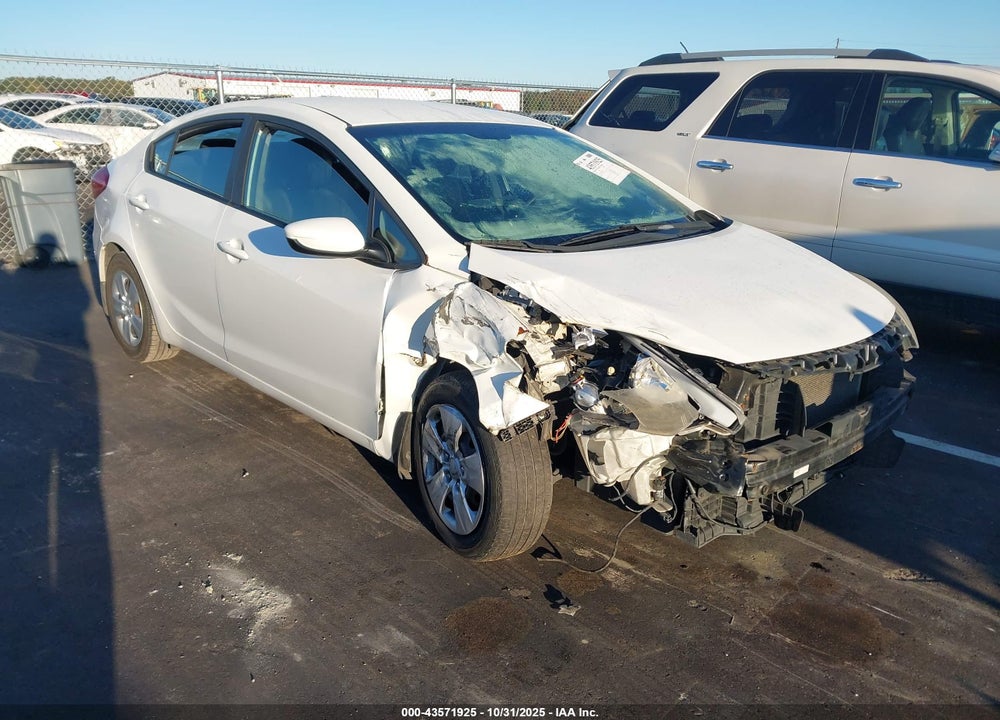 2016 KIA FORTE LX VIN: KNAFK4A62G5605078