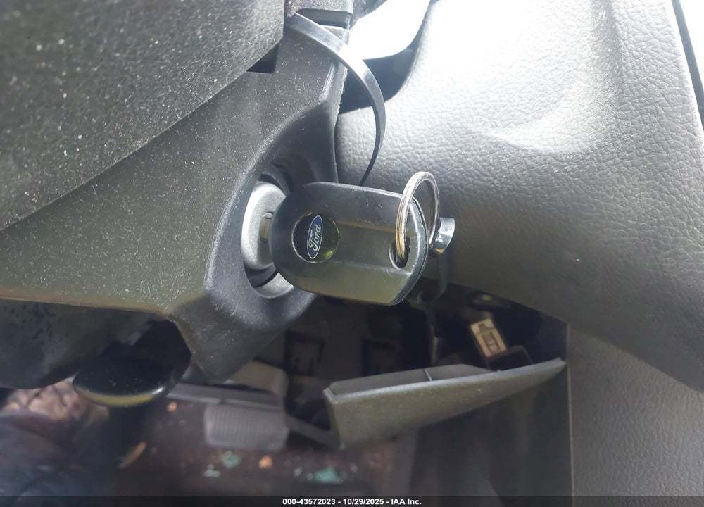 2014 FORD FOCUS SE VIN: 1FADP3F2XEL347841