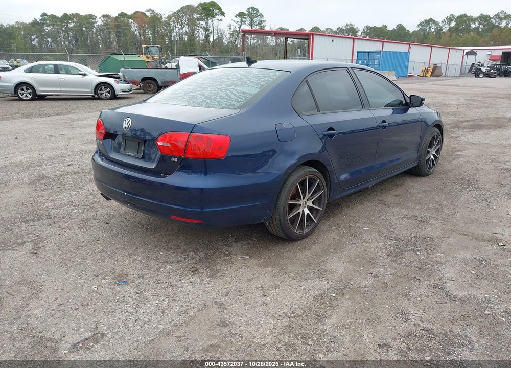 2014 VOLKSWAGEN JETTA 1.8T SE VIN: 3VWD07AJ2EM268695