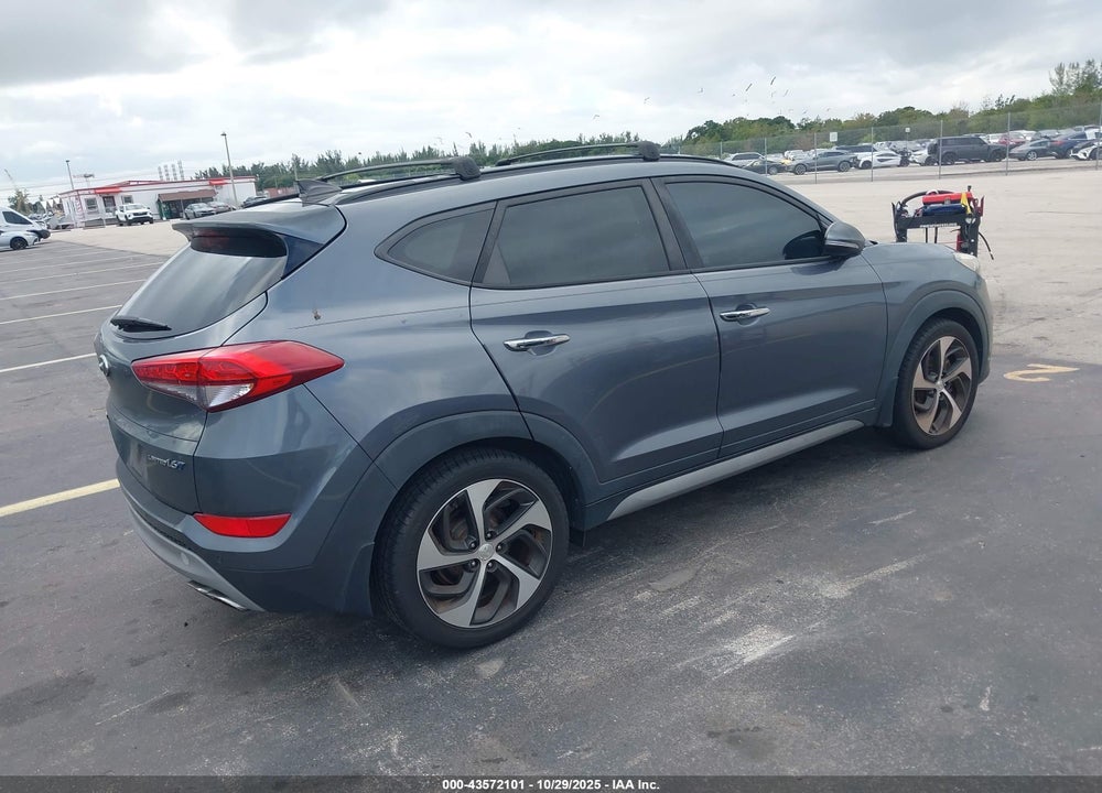 2017 HYUNDAI TUCSON LIMITED VIN: KM8J33A29HU354063