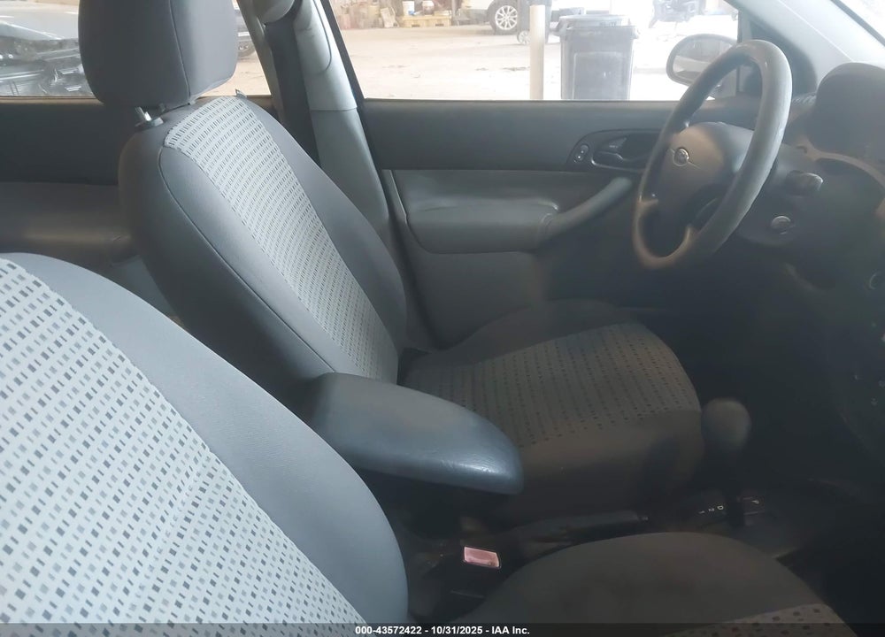 2007 FORD FOCUS VIN: 1FAHP34N67W232637