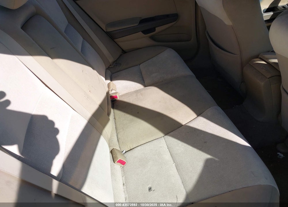 2008 HONDA ACCORD 2.4 LX-P VIN: 1HGCP26418A019064