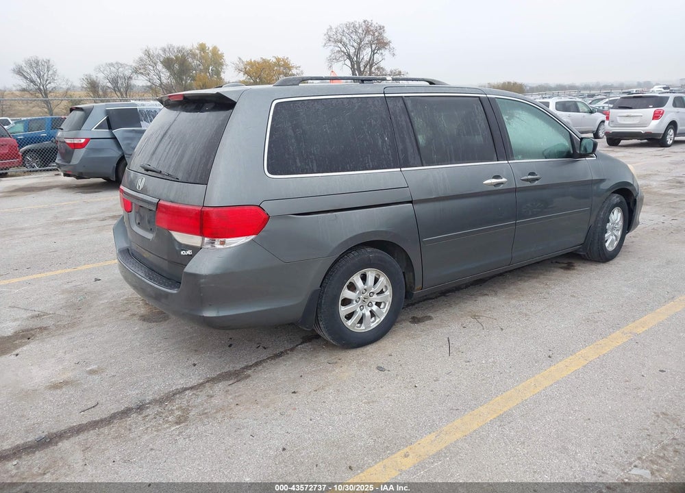 2008 HONDA ODYSSEY EX-L VIN: 5FNRL38618B102400