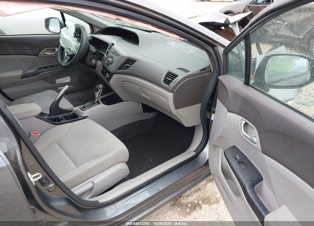 2012 HONDA CIVIC LX VIN: 19XFB2F50CE084173