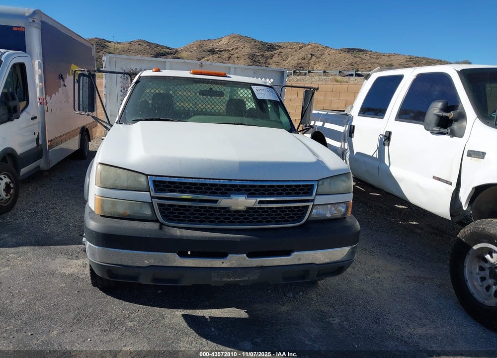 2005 CHEVROLET SILVERADO 3500 CHASSIS WORK TRUCK VIN: 1GBJC34U35E293143