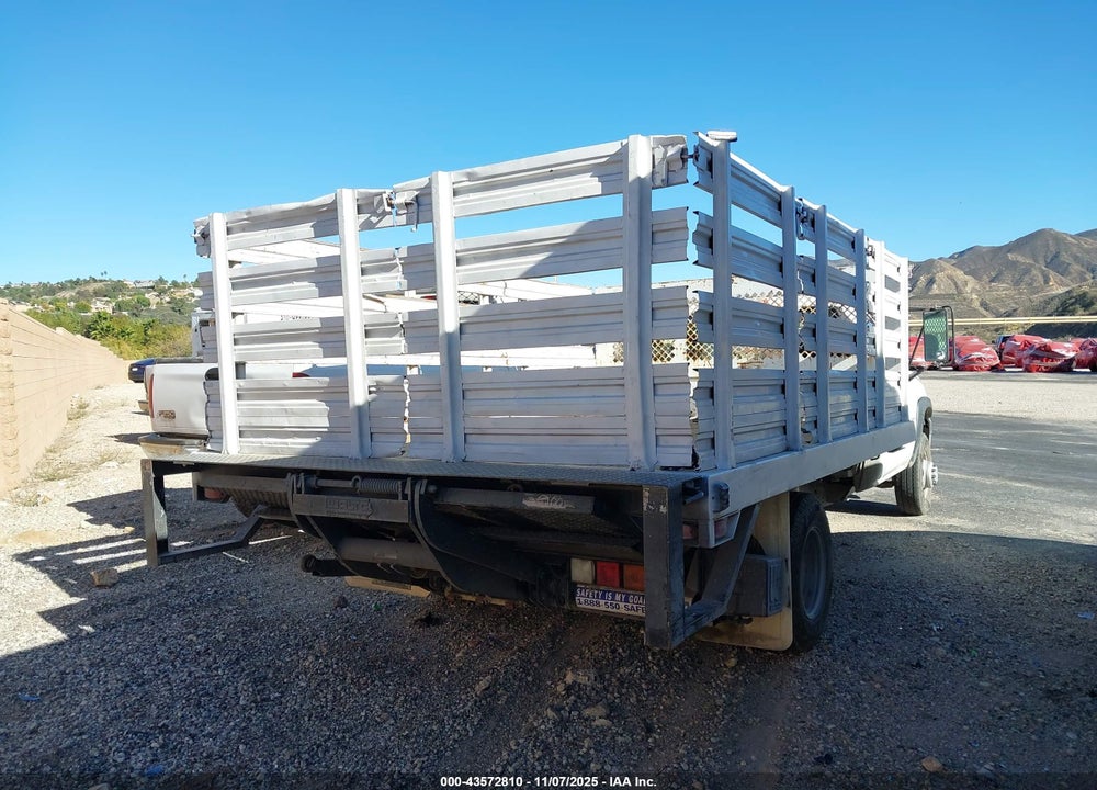 2005 CHEVROLET SILVERADO 3500 CHASSIS WORK TRUCK VIN: 1GBJC34U35E293143