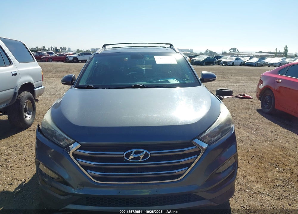 2016 HYUNDAI TUCSON LIMITED VIN: KM8J33A26GU250273