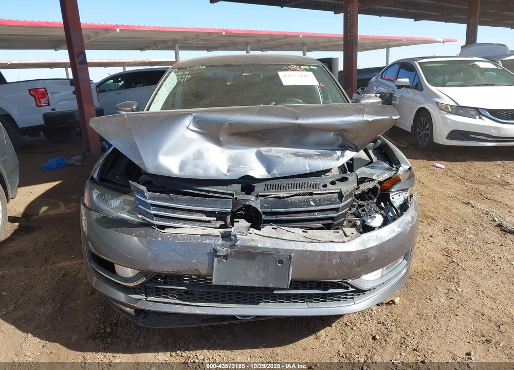 2015 VOLKSWAGEN PASSAT VIN: 1VWAT7A39FC105279