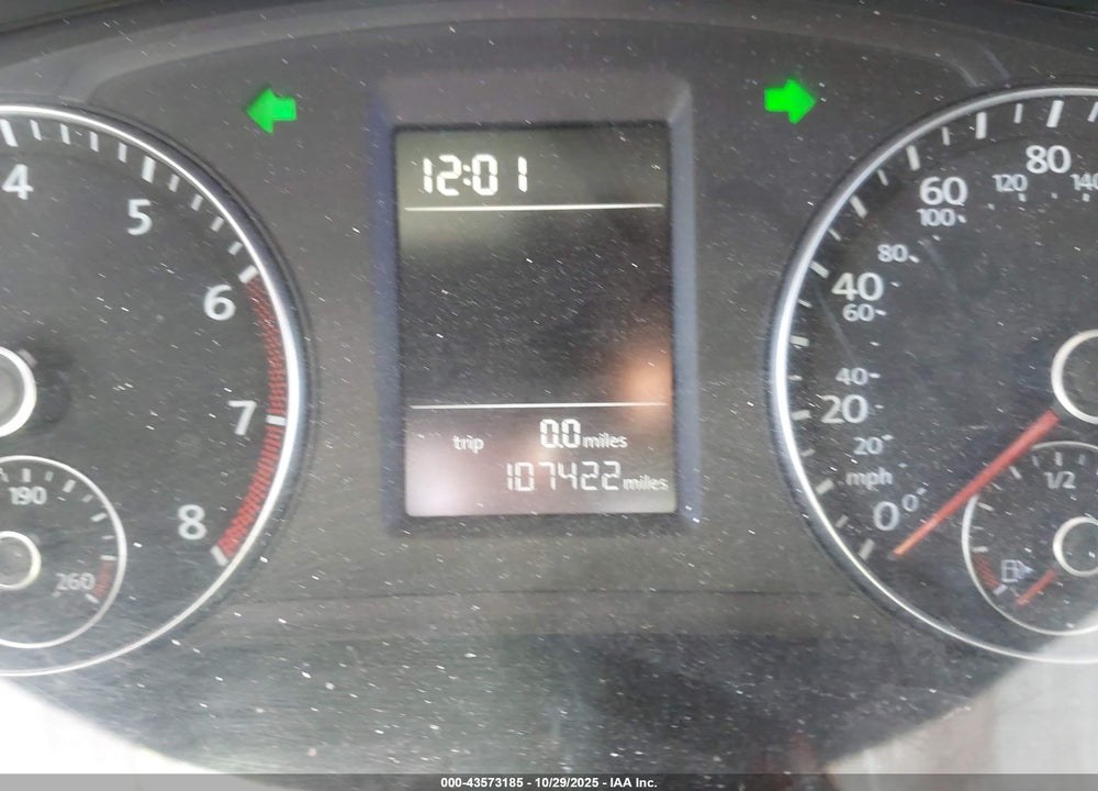 2015 VOLKSWAGEN PASSAT VIN: 1VWAT7A39FC105279