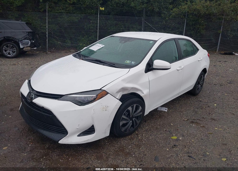 2017 TOYOTA COROLLA LE VIN: 5YFBURHE3HP667809