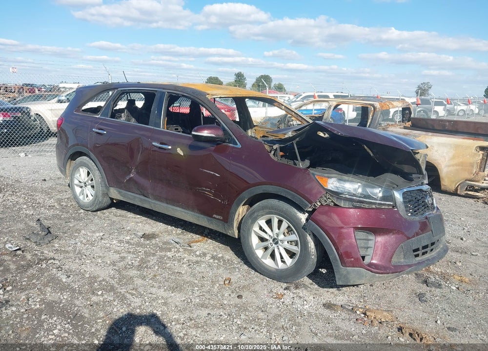 2019 KIA SORENTO 3.3L LX VIN: 5XYPGDA52KG572812