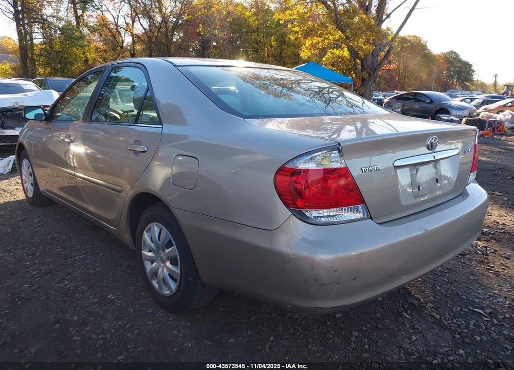 2005 TOYOTA CAMRY VIN: 4T1BE32K15U405385