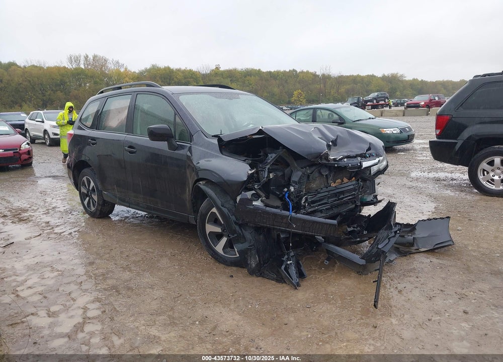 2017 SUBARU FORESTER 2.5I VIN: JF2SJABC7HH487263