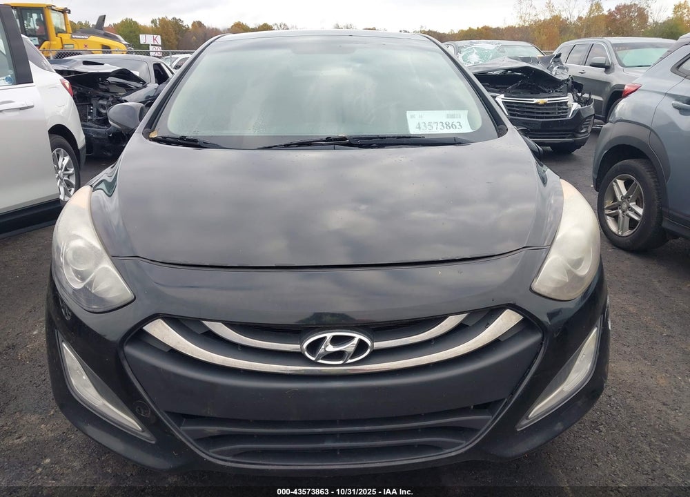 2013 HYUNDAI ELANTRA VIN: KMHD35LE8DU040169