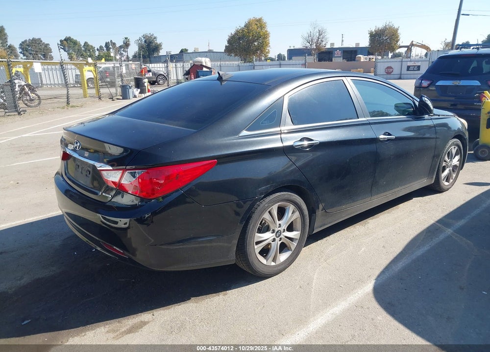 2013 HYUNDAI SONATA LIMITED VIN: 5NPEC4AC3DH639219