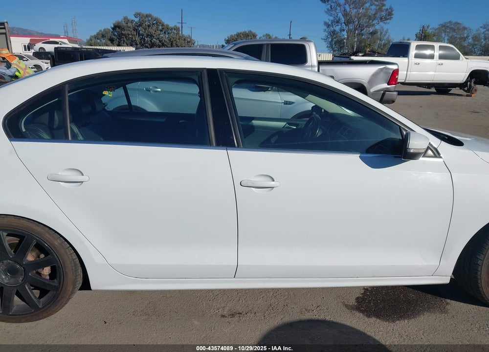 2017 VOLKSWAGEN JETTA 1.4T SE VIN: 3VWDB7AJ6HM233267