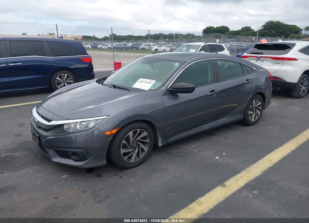 2018 HONDA CIVIC EX VIN: 2HGFC2F88JH527454