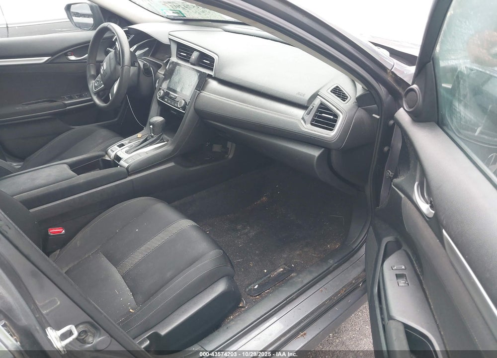 2018 HONDA CIVIC EX VIN: 2HGFC2F88JH527454