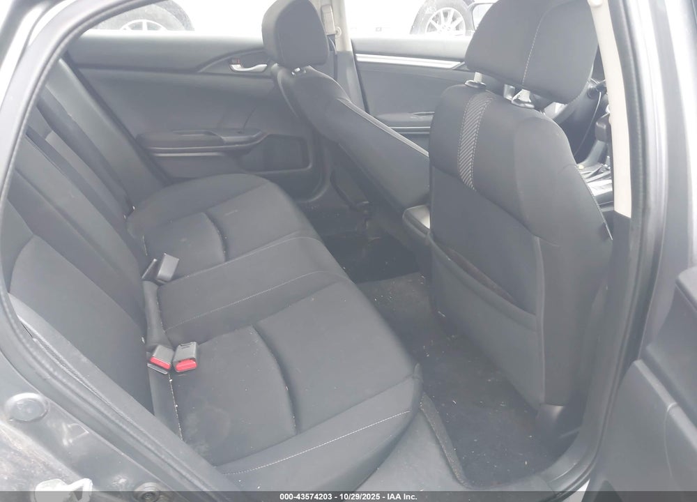 2018 HONDA CIVIC EX VIN: 2HGFC2F88JH527454