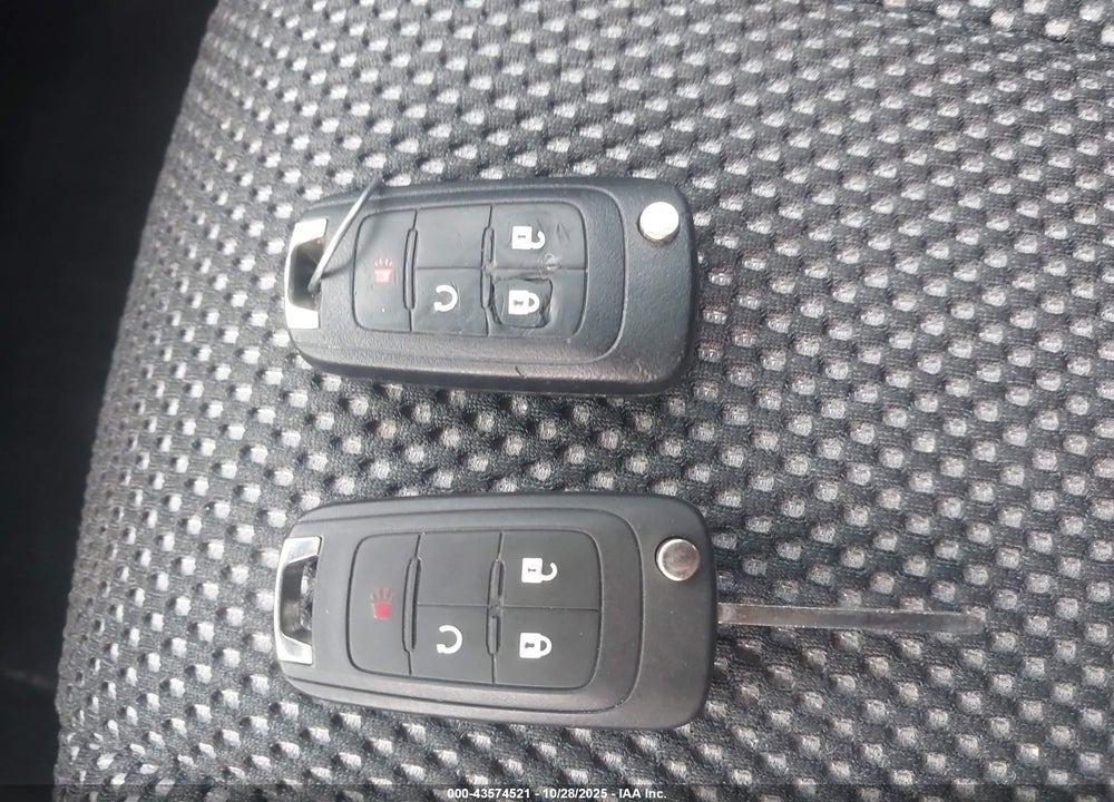 2015 CHEVROLET EQUINOX VIN: 1GNALBEK8FZ126944