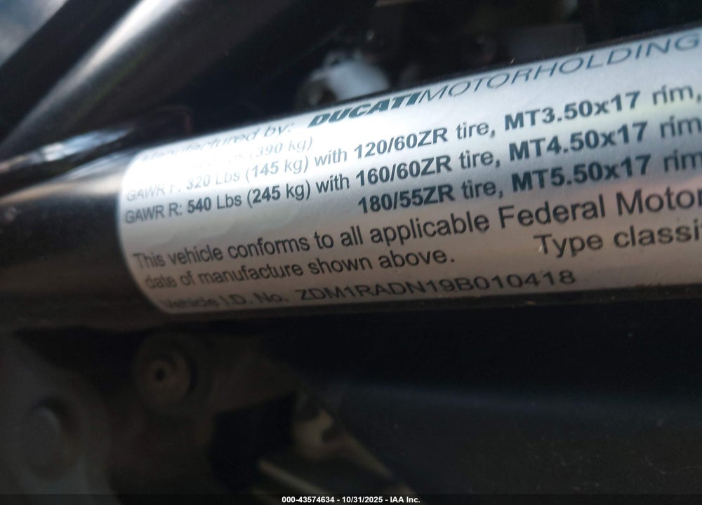 2009 DUCATI MONSTER 696 VIN: ZDM1RADN19B010418