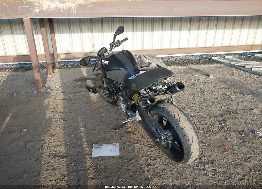 2009 DUCATI MONSTER 696 VIN: ZDM1RADN19B010418