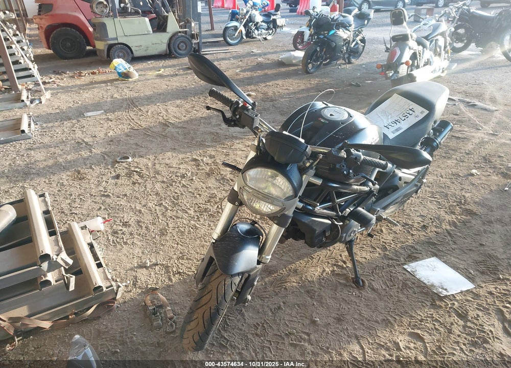 2009 DUCATI MONSTER 696 VIN: ZDM1RADN19B010418