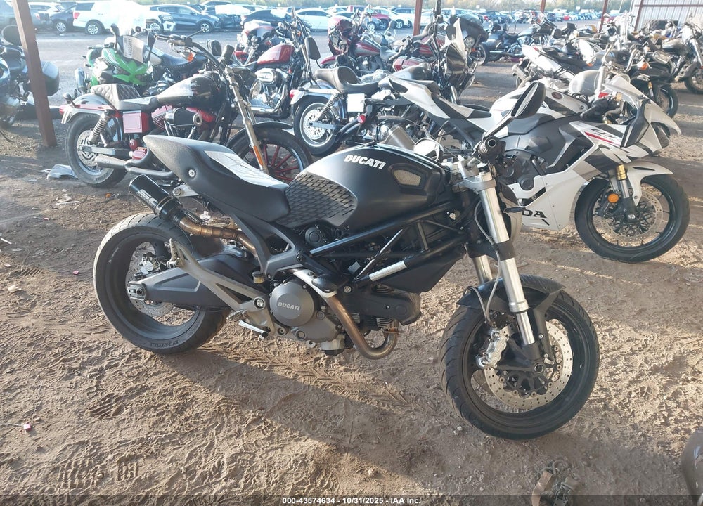2009 DUCATI MONSTER 696 VIN: ZDM1RADN19B010418