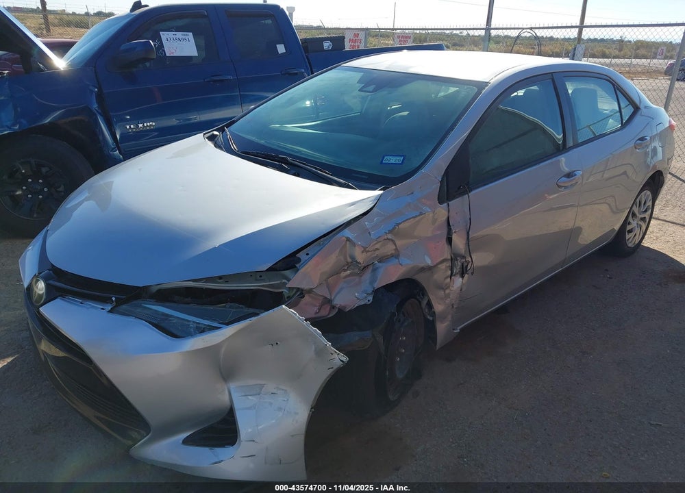 2017 TOYOTA COROLLA LE VIN: 5YFBURHE0HP614162