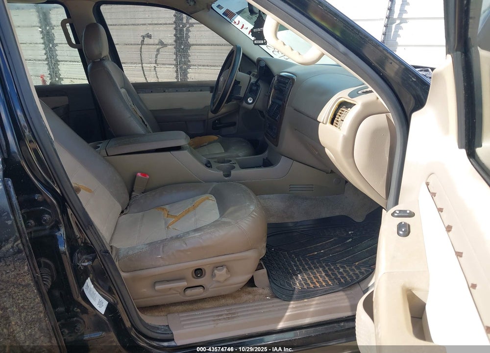 2005 FORD EXPLORER VIN: 1FMDU64K35UA19884