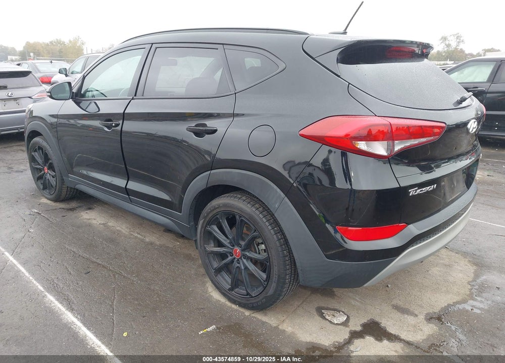 2017 HYUNDAI TUCSON VIN: KM8J33A27HU521276