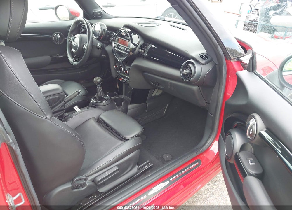 2015 MINI HARDTOP COOPER VIN: WMWXM5C53F3A04882