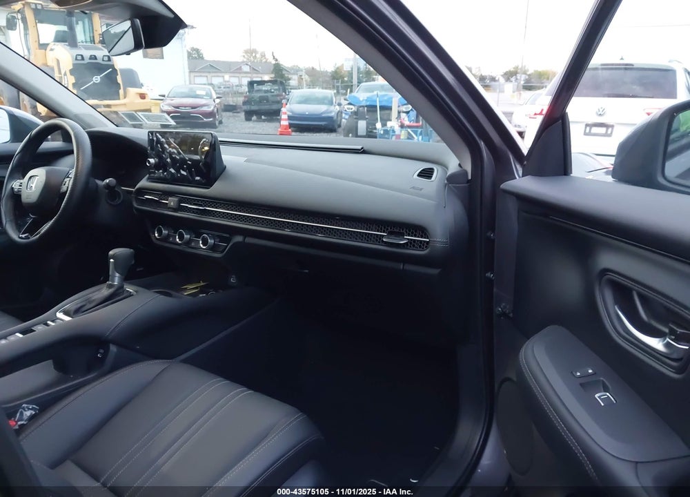 2025 HONDA HR-V VIN: 3CZRZ2H78SM752386