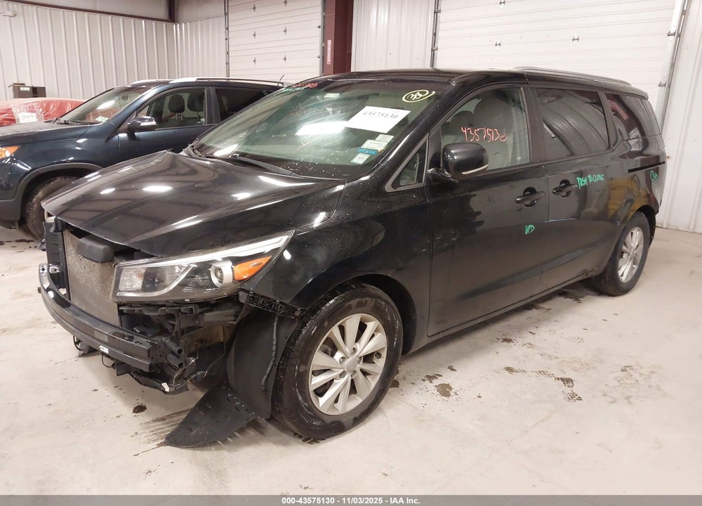 2017 KIA SEDONA LX VIN: KNDMB5C19H6246132